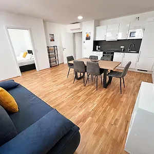 Gg13 Vienna, Air-conditioned, Next To Metro, Close To Sights Viena
